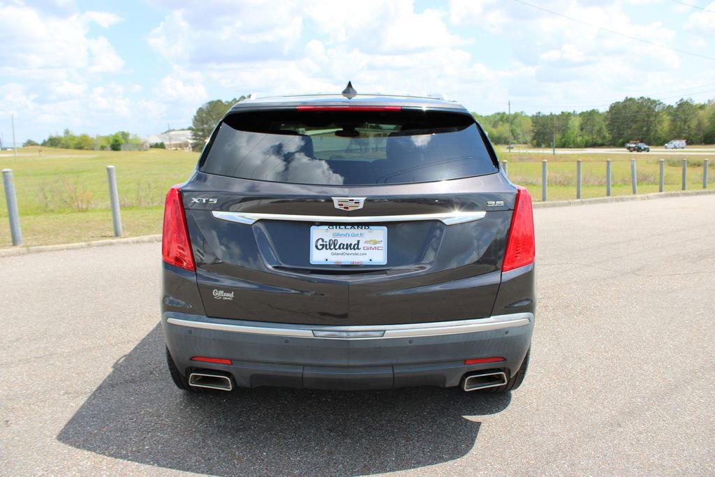 Used 2017 Cadillac XT5 Luxury w/ Driver Awareness Package image 19