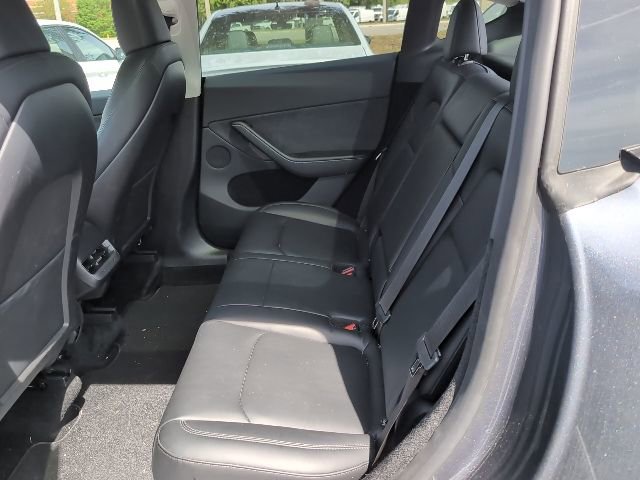 Used 2023 Tesla Model Y Long Range AWD/4WD image 21