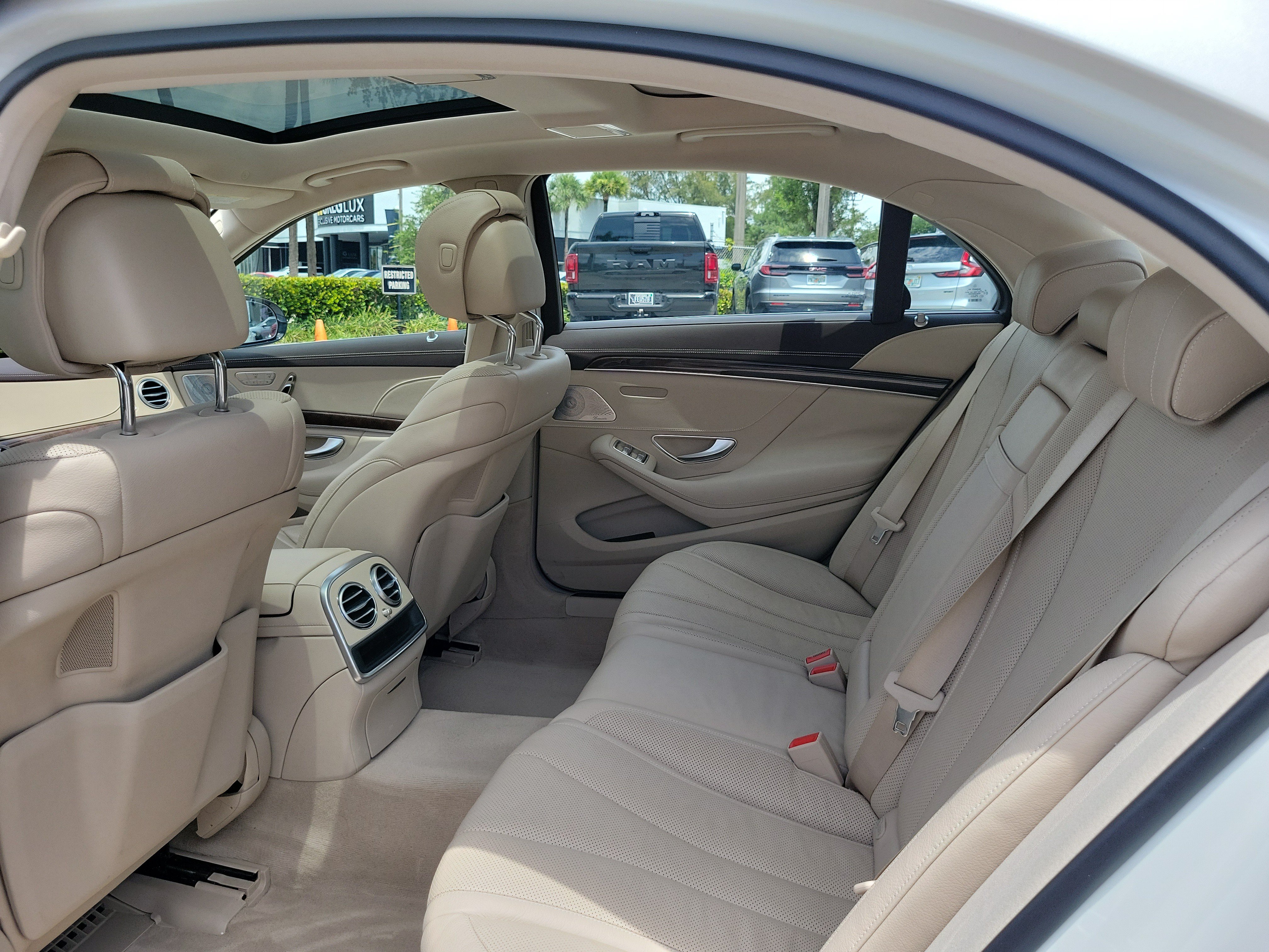 Used 2018 Mercedes-Benz S 450 Sedan image 14