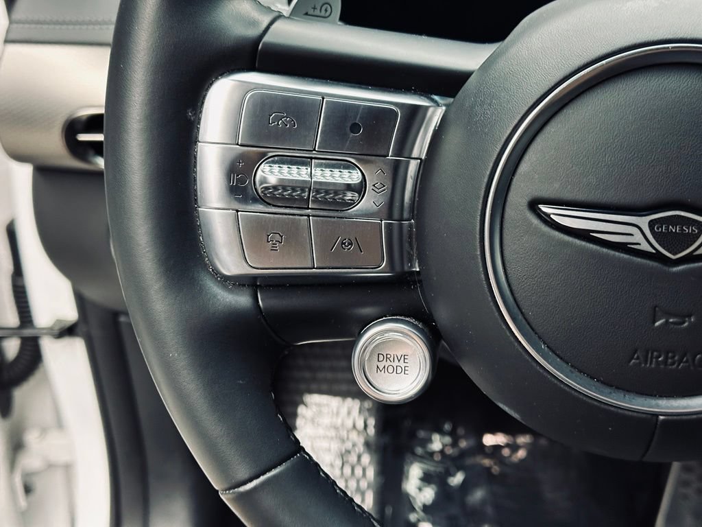 Used 2023 Genesis GV60 Performance AWD/4WD image 27