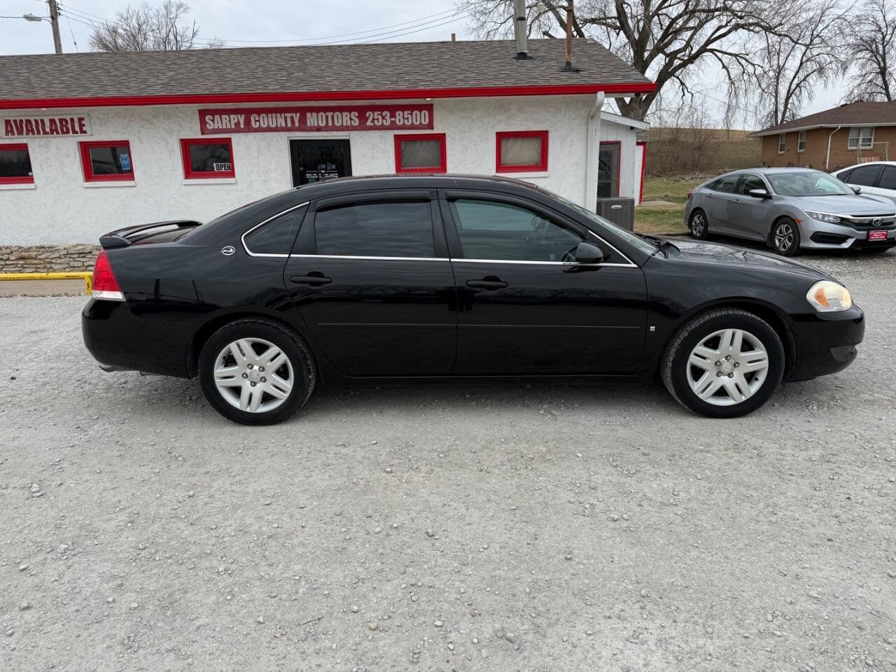 Used 2007 Chevrolet Impala LT image 2