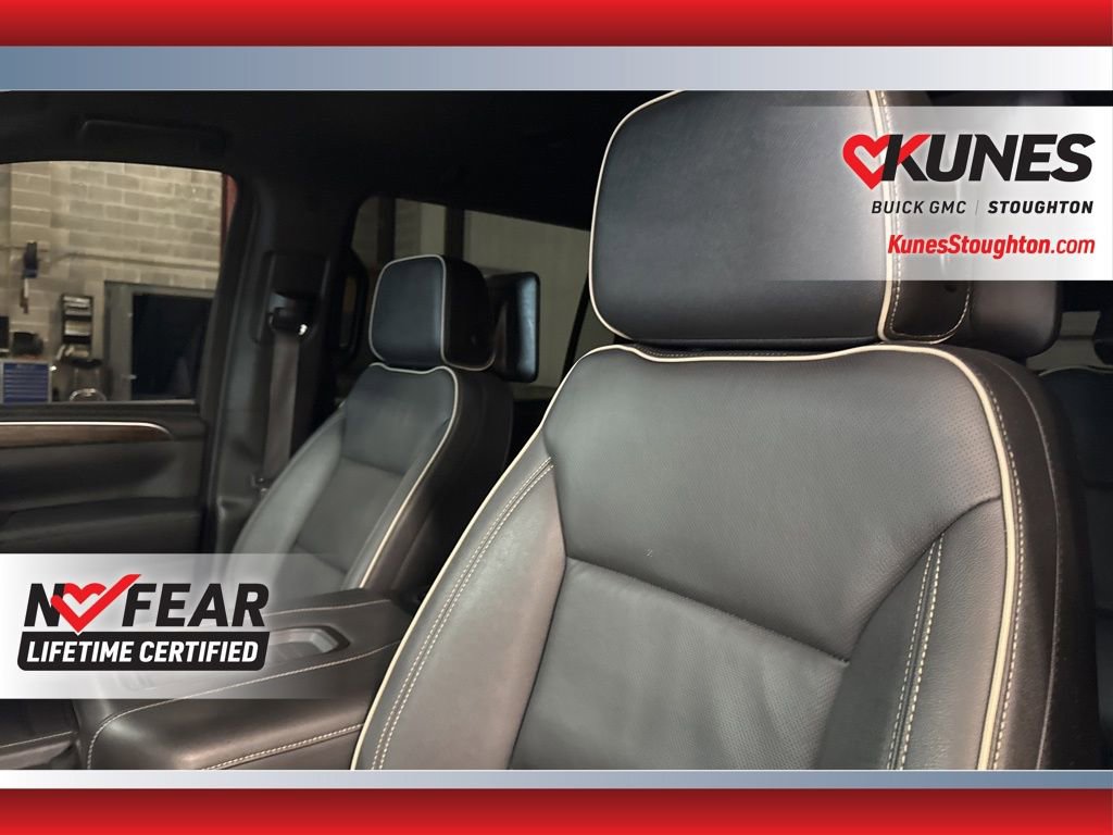 Used 2023 Chevrolet Suburban Premier image 21
