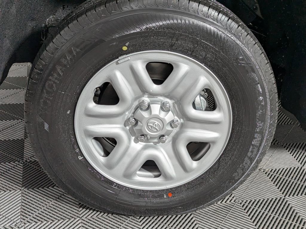 New 2026 Toyota Tundra SR image 25