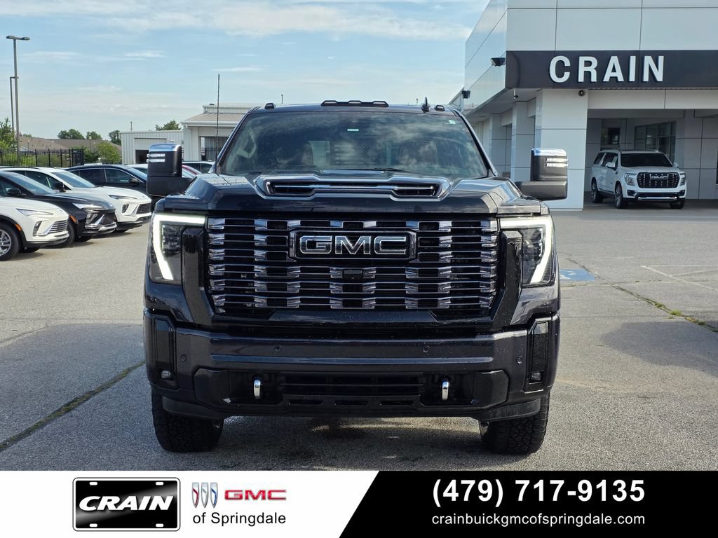 Used 2025 GMC Sierra 2500 Denali Ultimate AWD/4WD image 2
