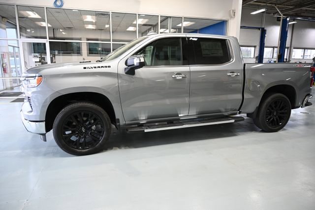 New 2026 Chevrolet Silverado 1500 LTZ w/ LTZ Premium Package AWD/4WD image 10