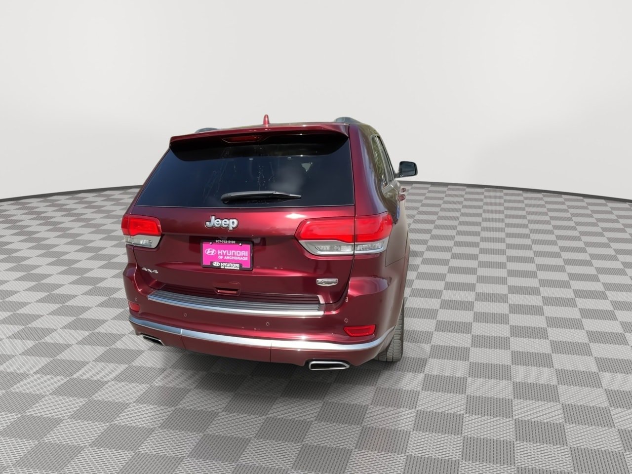 Used 2018 Jeep Grand Cherokee Summit AWD/4WD image 7