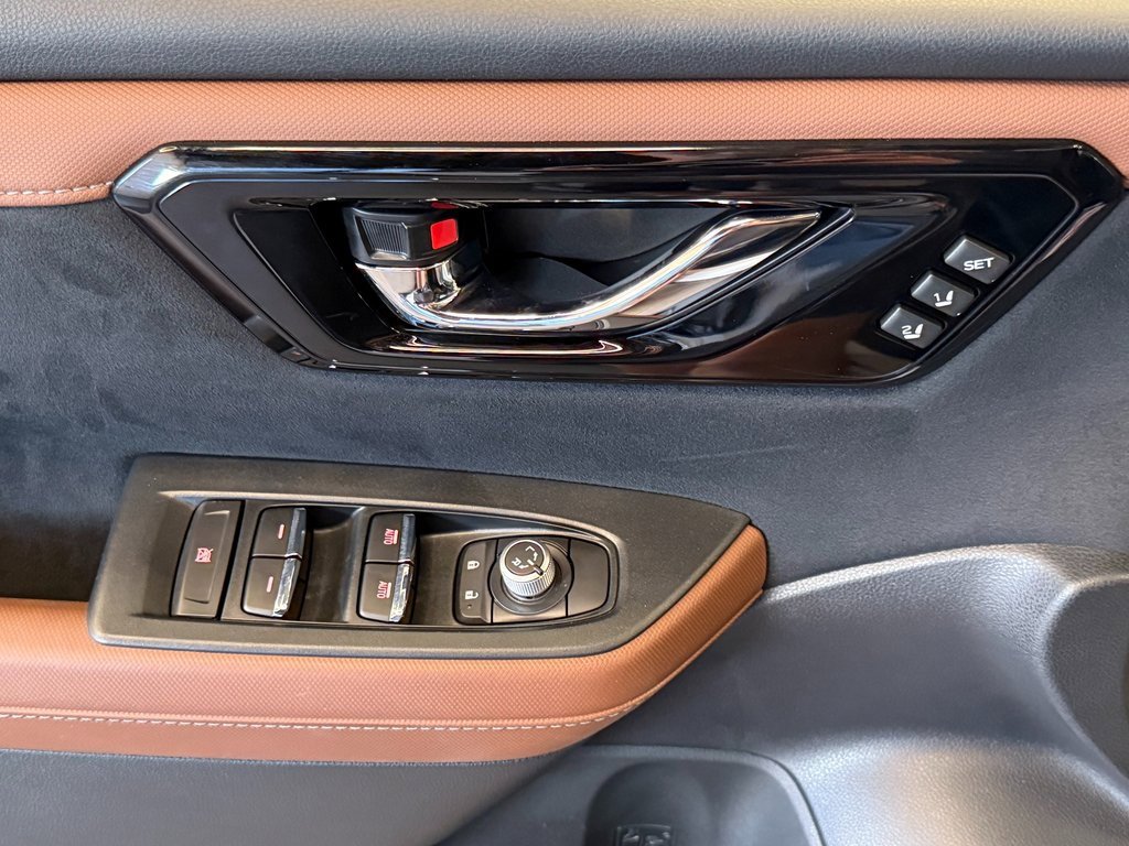 Used 2025 Subaru Forester Touring image 18
