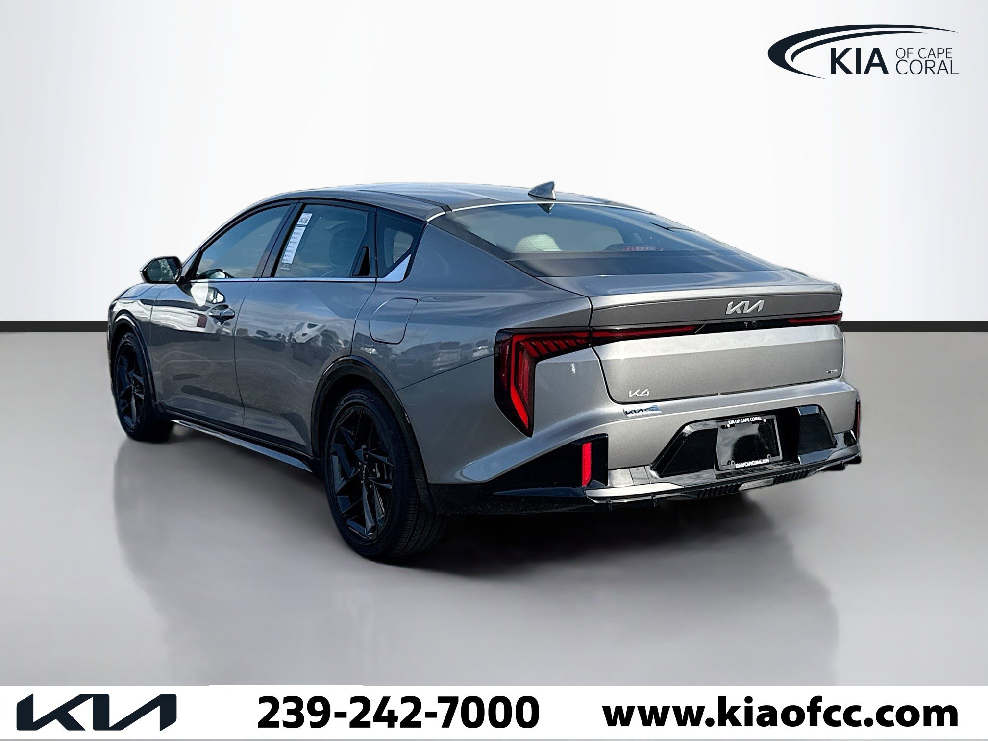 Certified 2025 Kia K4 GT-Line Turbo image 3