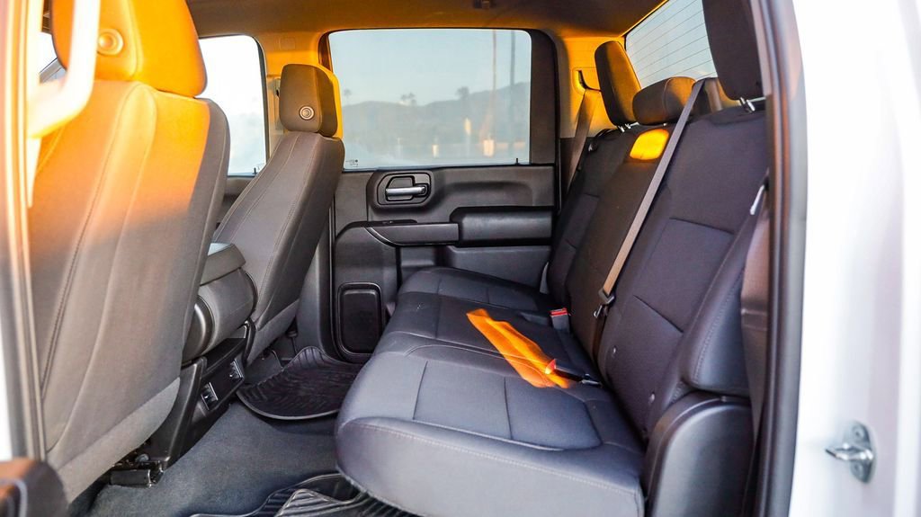 Used 2023 Chevrolet Silverado 2500 Custom w/ Custom Value Package image 19