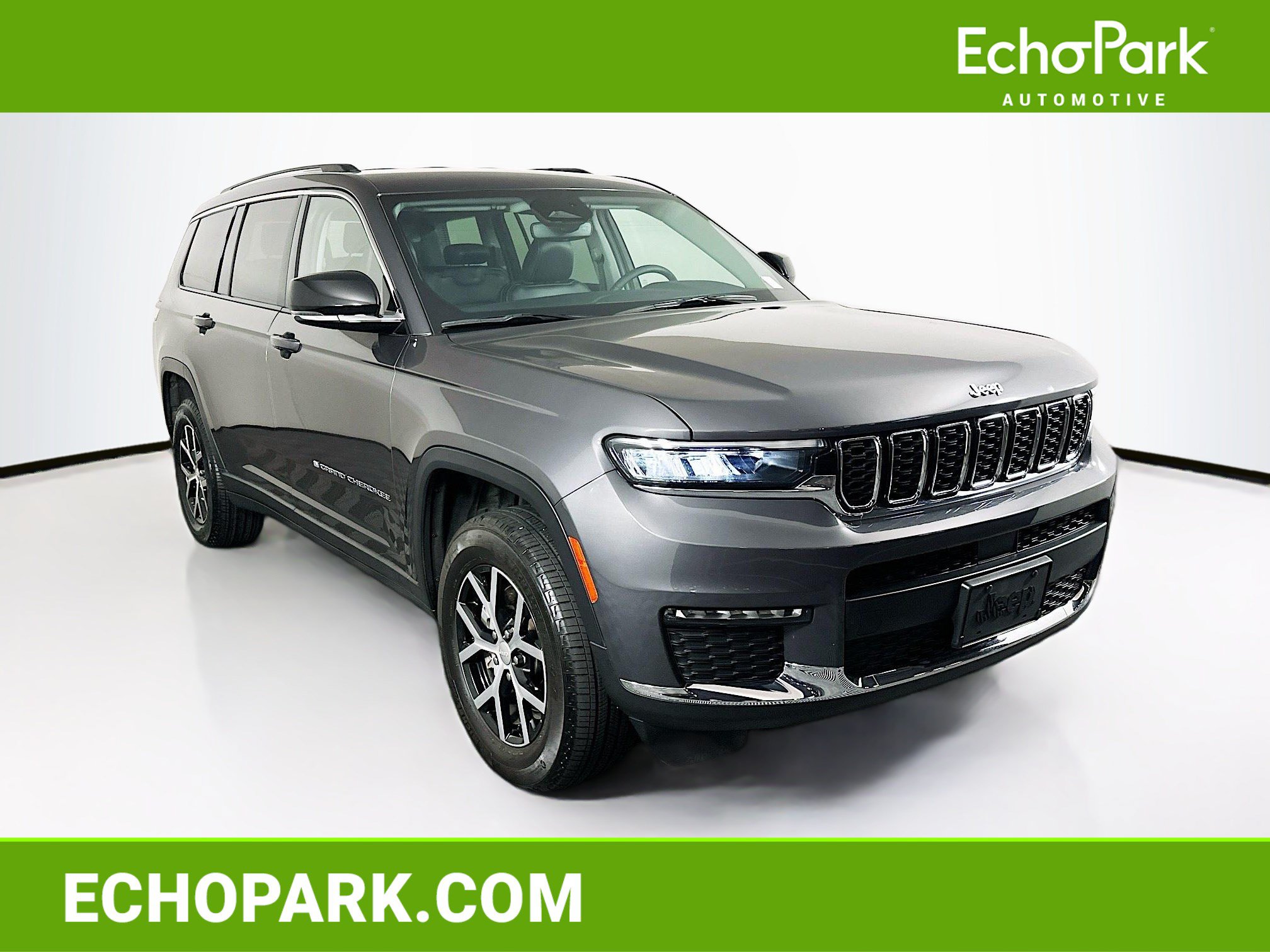 Used 2023 Jeep Grand Cherokee L Limited w/ Trailer Tow Group (B) AWD/4WD image 1