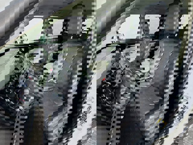 Certified 2024 Kia Carnival EX image 22