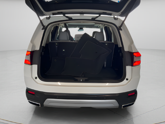 Certified 2025 Honda Pilot Touring image 24