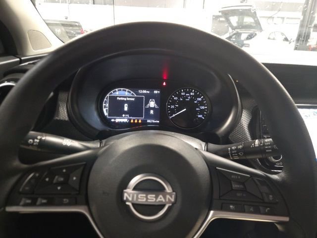 Used 2023 Nissan Kicks SV FWD image 16