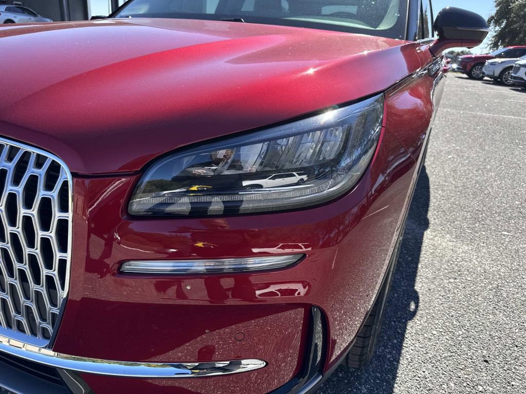 New 2026 Lincoln Corsair Premiere image 9