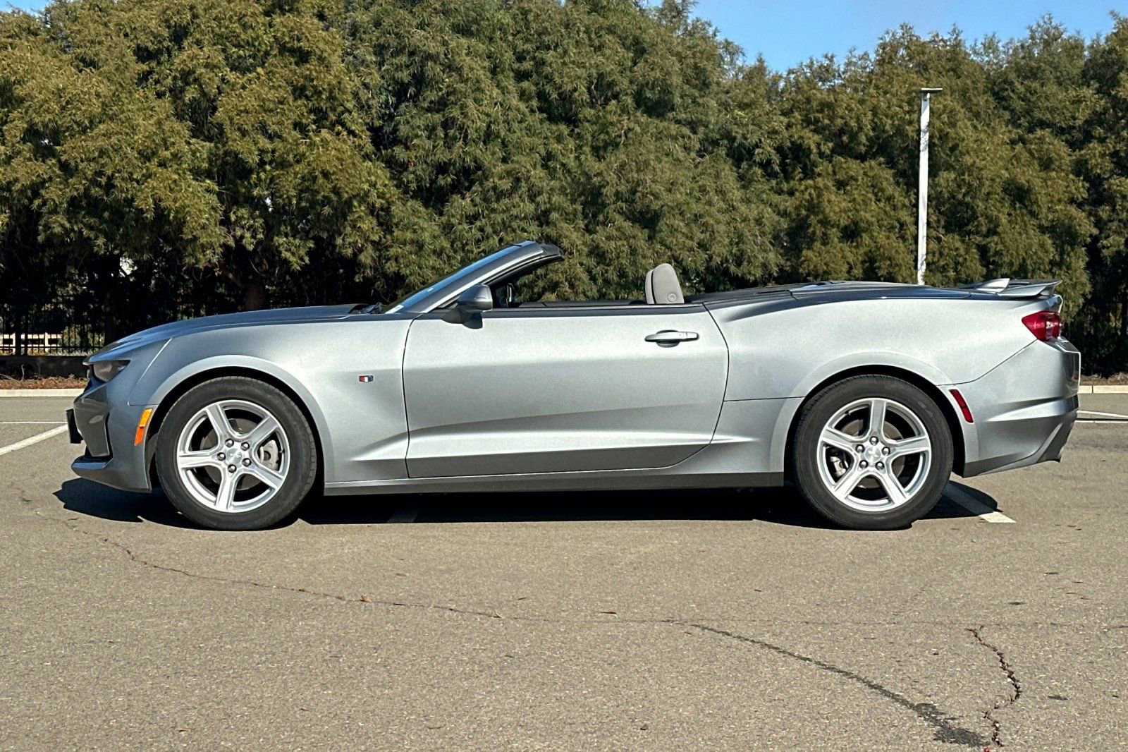 Used 2023 Chevrolet Camaro LT image 7