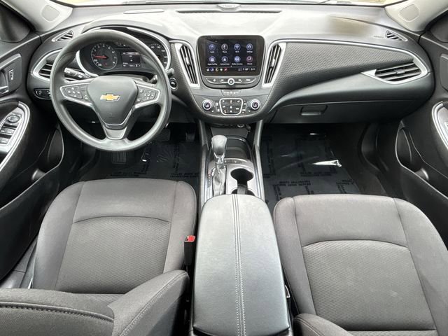 Used 2024 Chevrolet Malibu LT FWD image 11