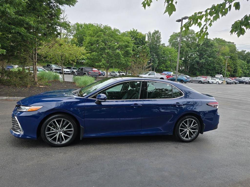 Used 2023 Toyota Camry XLE w/ Cold Weather Package AWD/4WD image 3