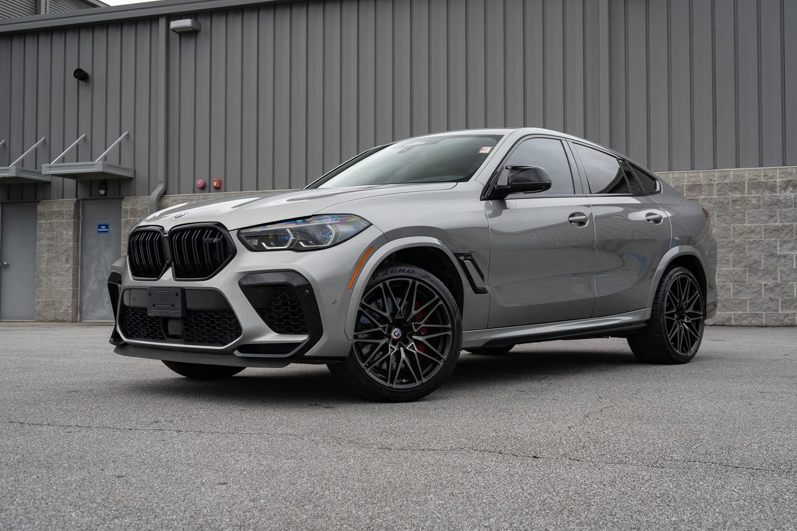Used 2022 BMW X6 M w/ Competition Package image 3