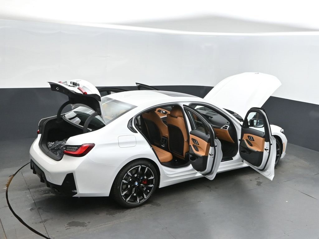 New 2026 BMW 330i Sedan w/ M Sport Package image 48