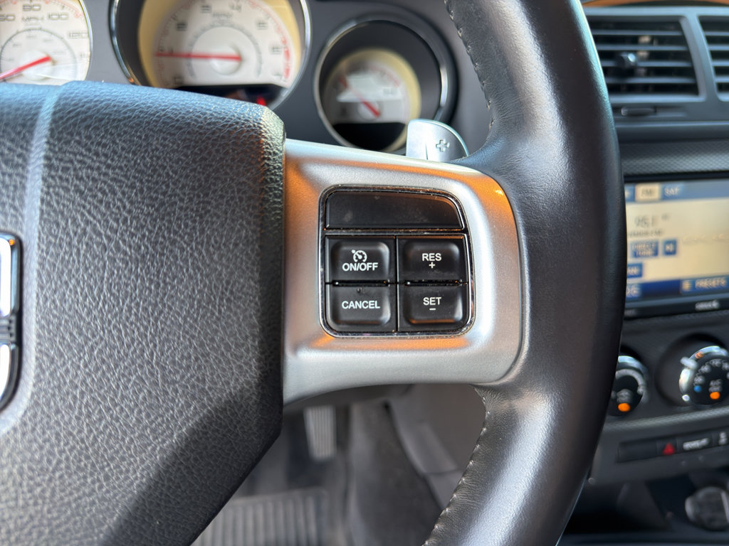Used 2012 Dodge Challenger R/T RWD image 15