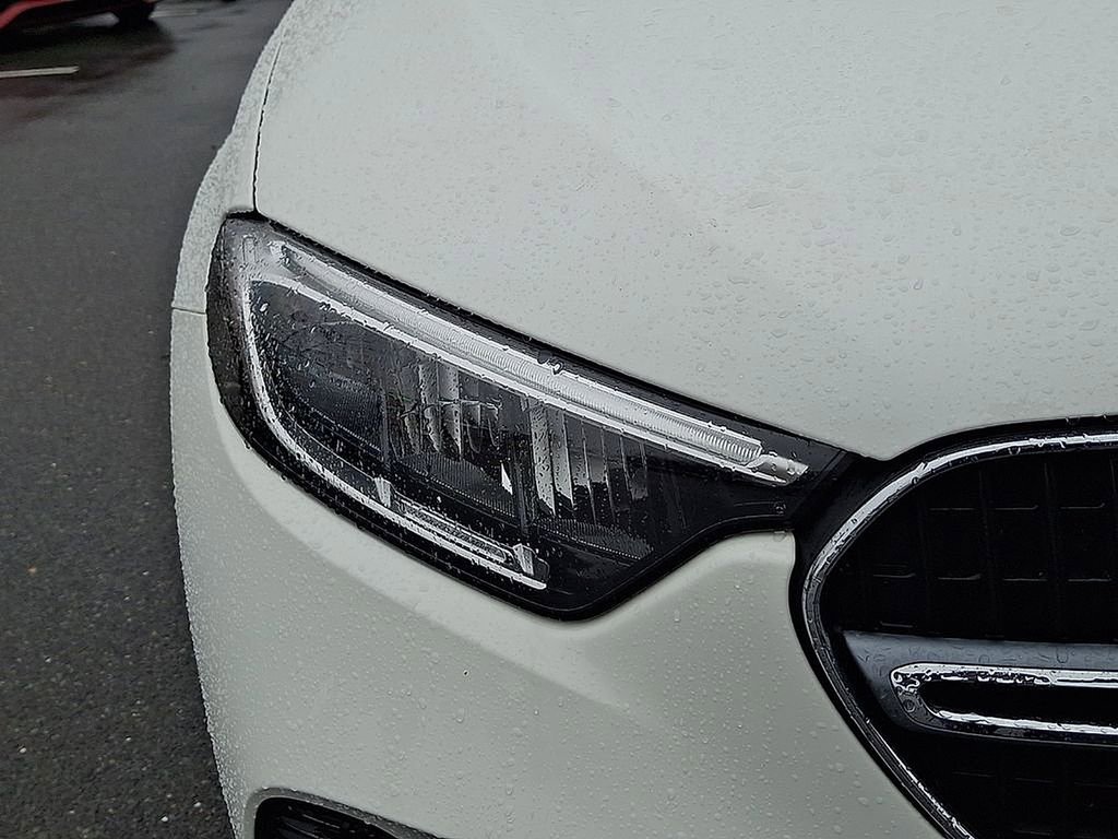 Used 2023 Mercedes-Benz GLC 300 4MATIC image 13