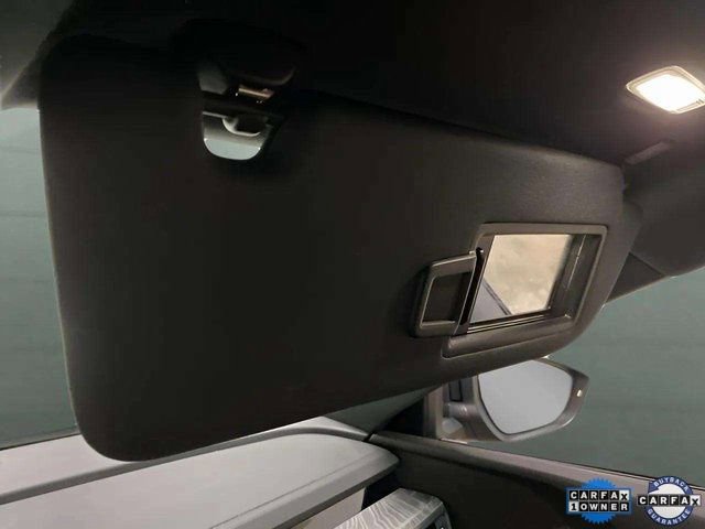 Used 2024 Audi Q8 e-tron Premium Plus image 66