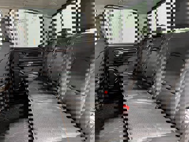 Used 2022 RAM 1500 Laramie AWD/4WD image 18