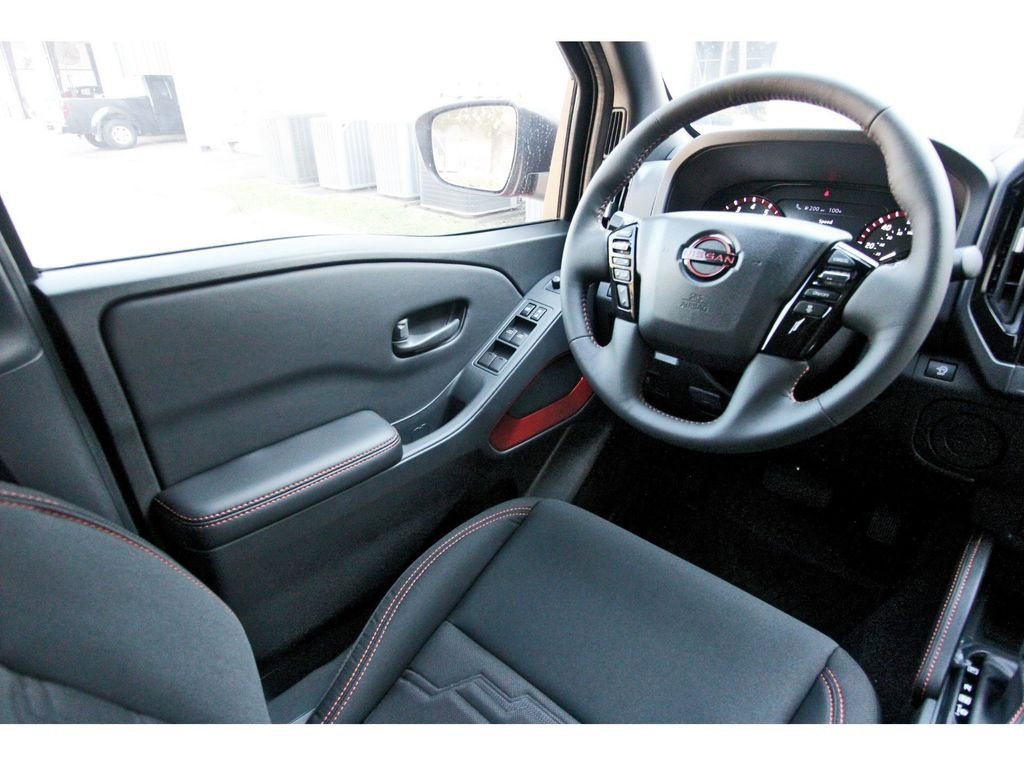 New 2026 Nissan Frontier Pro-X w/ Pro-X Convenience Package image 6
