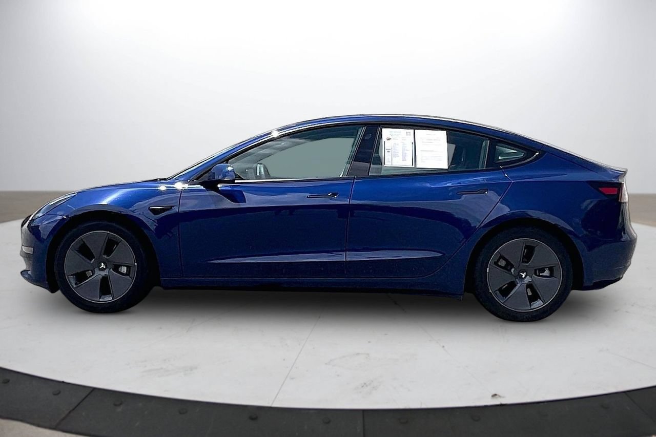 Used 2021 Tesla Model 3 Standard Range Plus RWD image 5