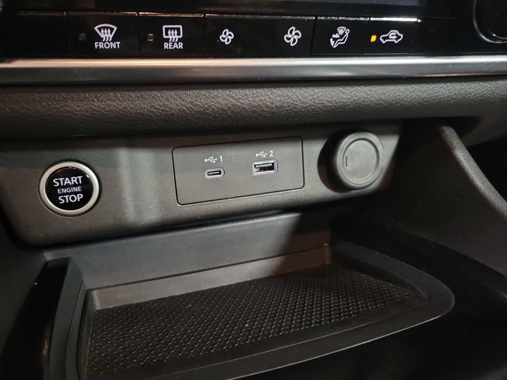 Used 2023 Nissan Rogue SV AWD/4WD image 18