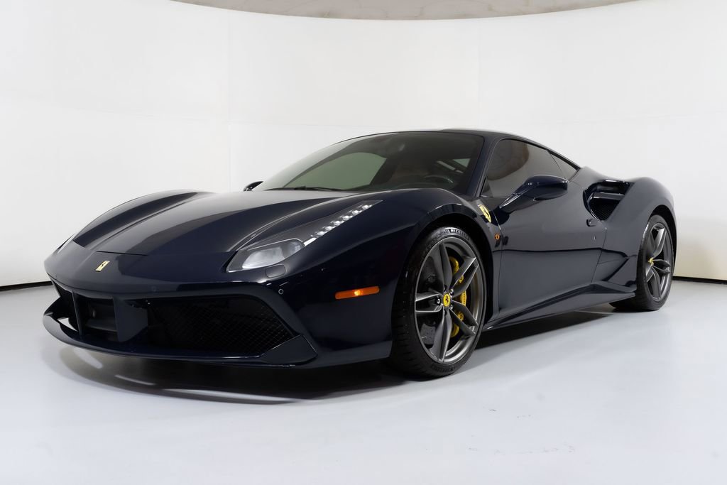 Used 2017 Ferrari 488 GTB RWD image 12