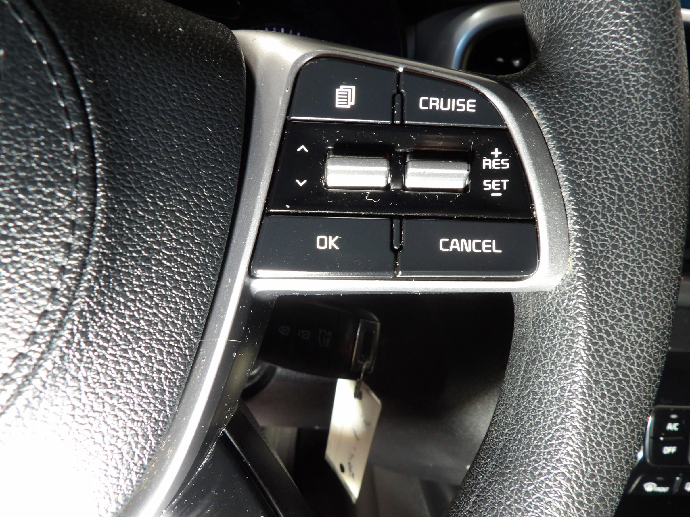 Used 2019 Kia Sorento LX image 17