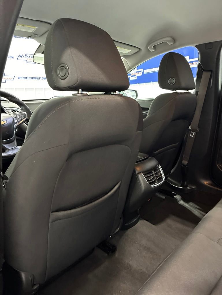 Used 2020 Chevrolet Malibu LT FWD image 25