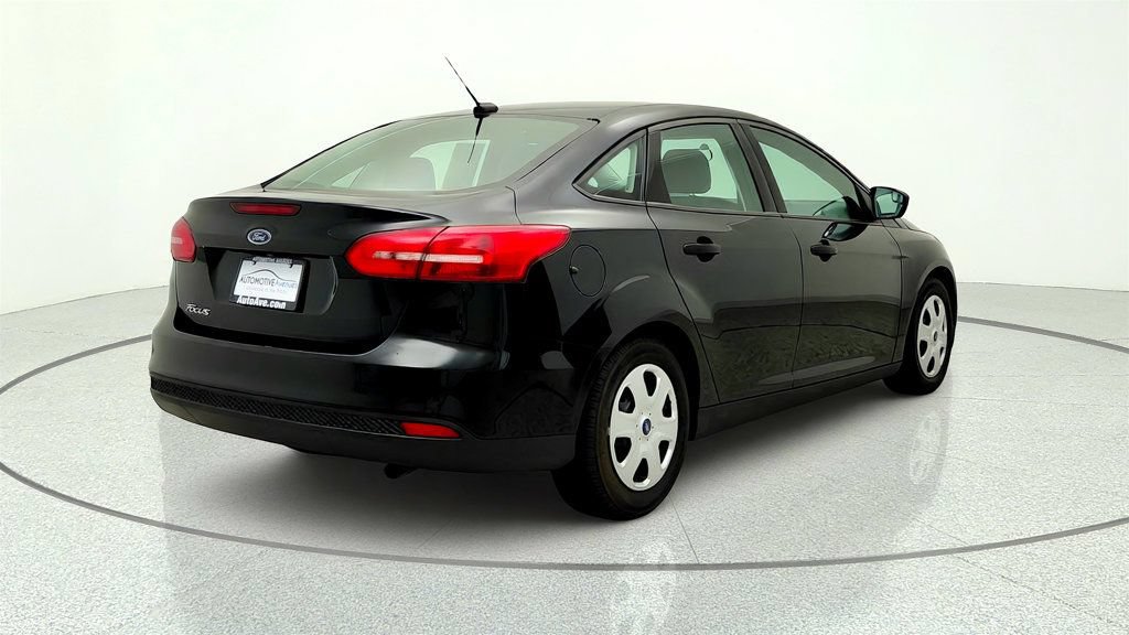 Used 2016 Ford Focus S FWD image 5