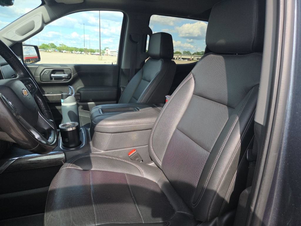 Used 2021 Chevrolet Silverado 1500 LTZ w/ Technology Package AWD/4WD image 23