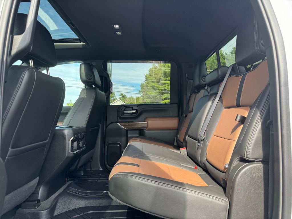 Used 2022 Chevrolet Silverado 2500 High Country w/ Z71 Off-Road Package image 23