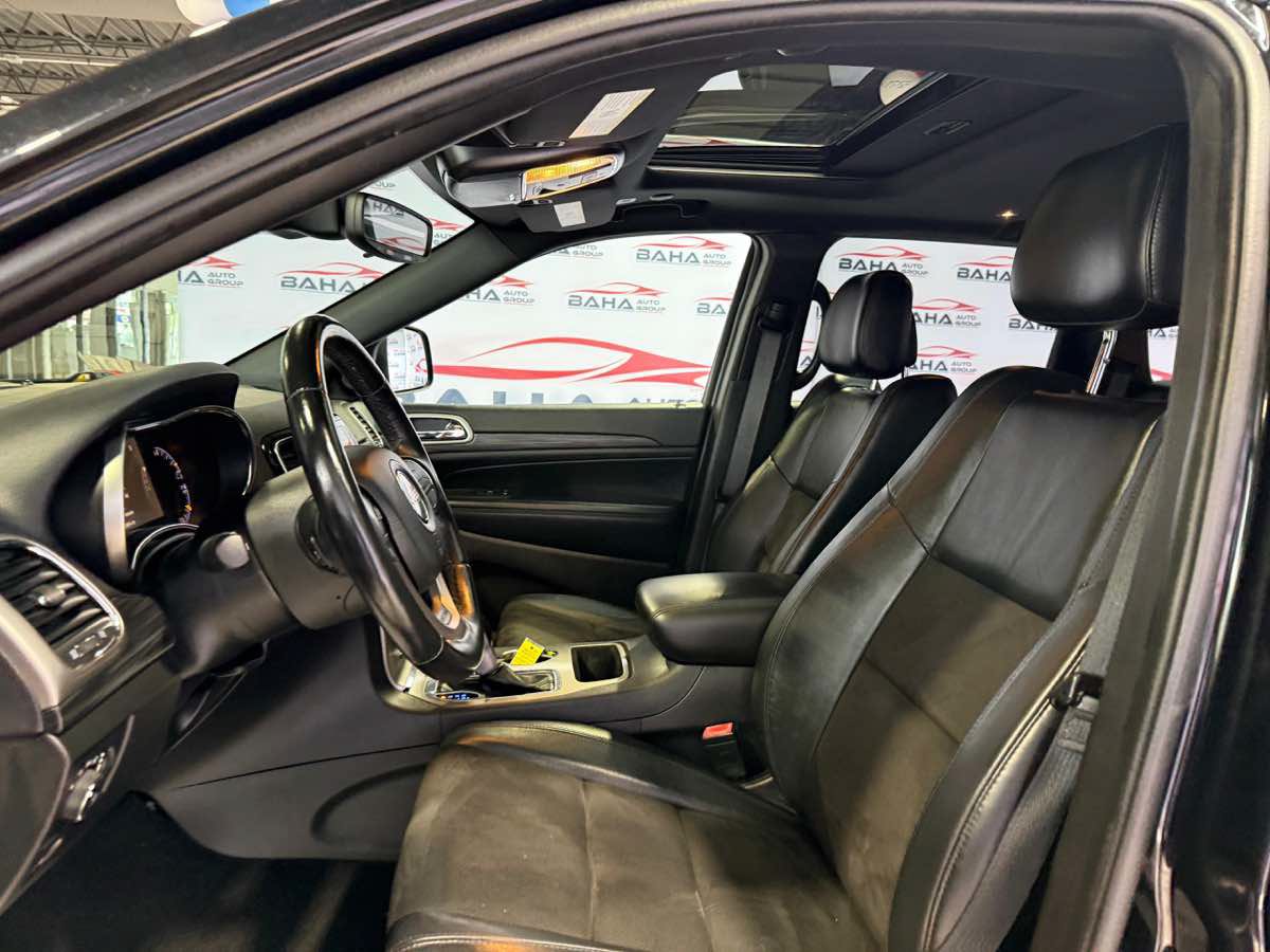 Used 2021 Jeep Grand Cherokee Laredo X AWD/4WD image 27