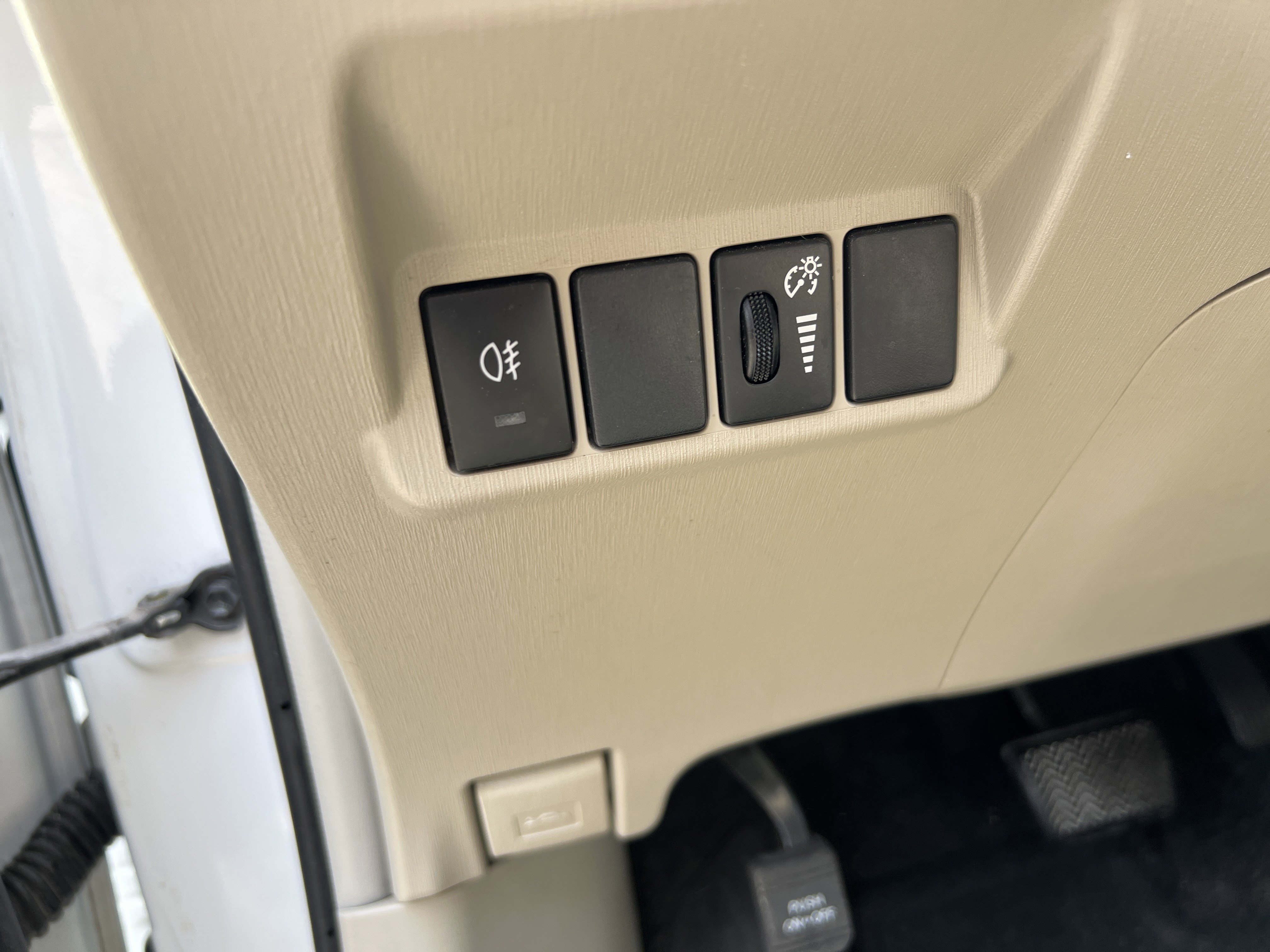 Used 2012 Toyota Prius V Three image 36