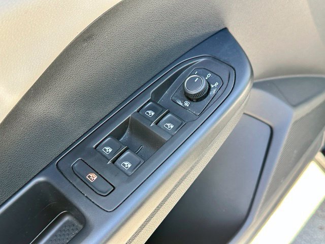 Certified 2025 Volkswagen Taos S AWD/4WD image 11