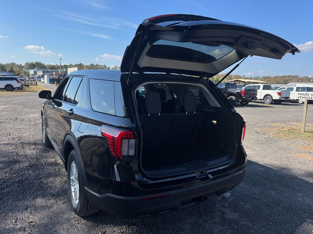 New 2026 Ford Explorer Active image 22