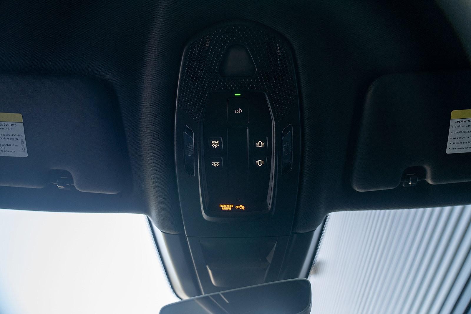 Used 2025 Porsche Cayenne E-Hybrid Coupe image 11