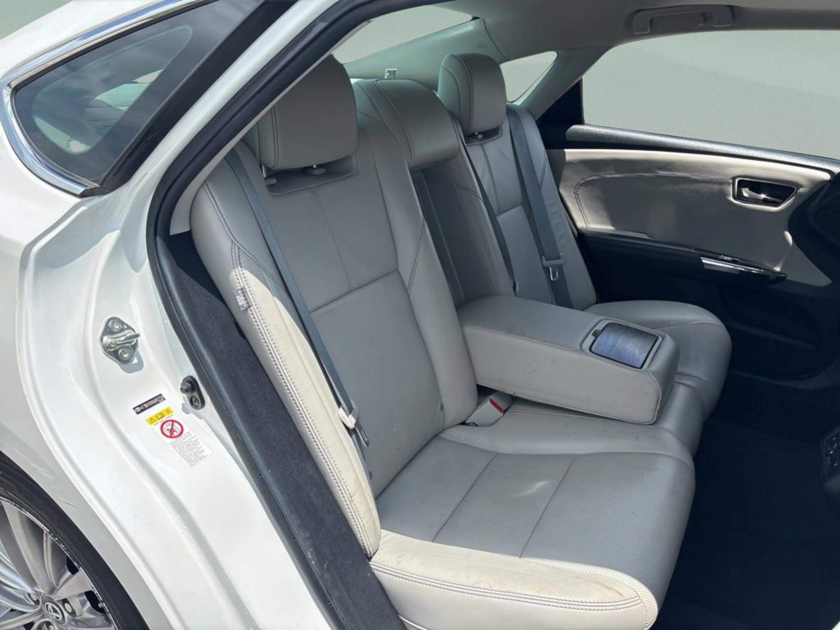 Used 2016 Toyota Avalon Limited w/ Toyota Safety Sense Package FWD image 24