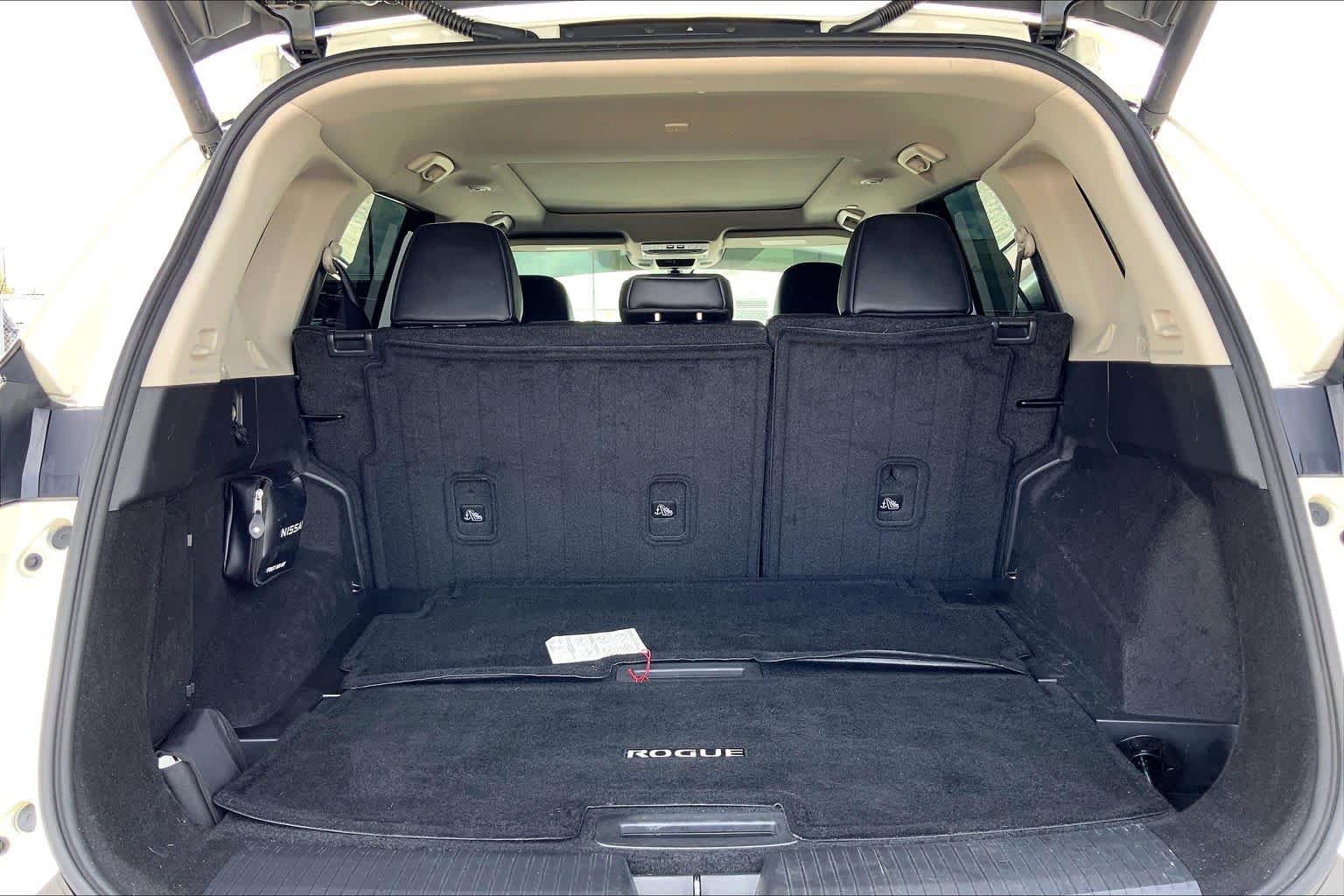 Used 2022 Nissan Rogue SL FWD image 34