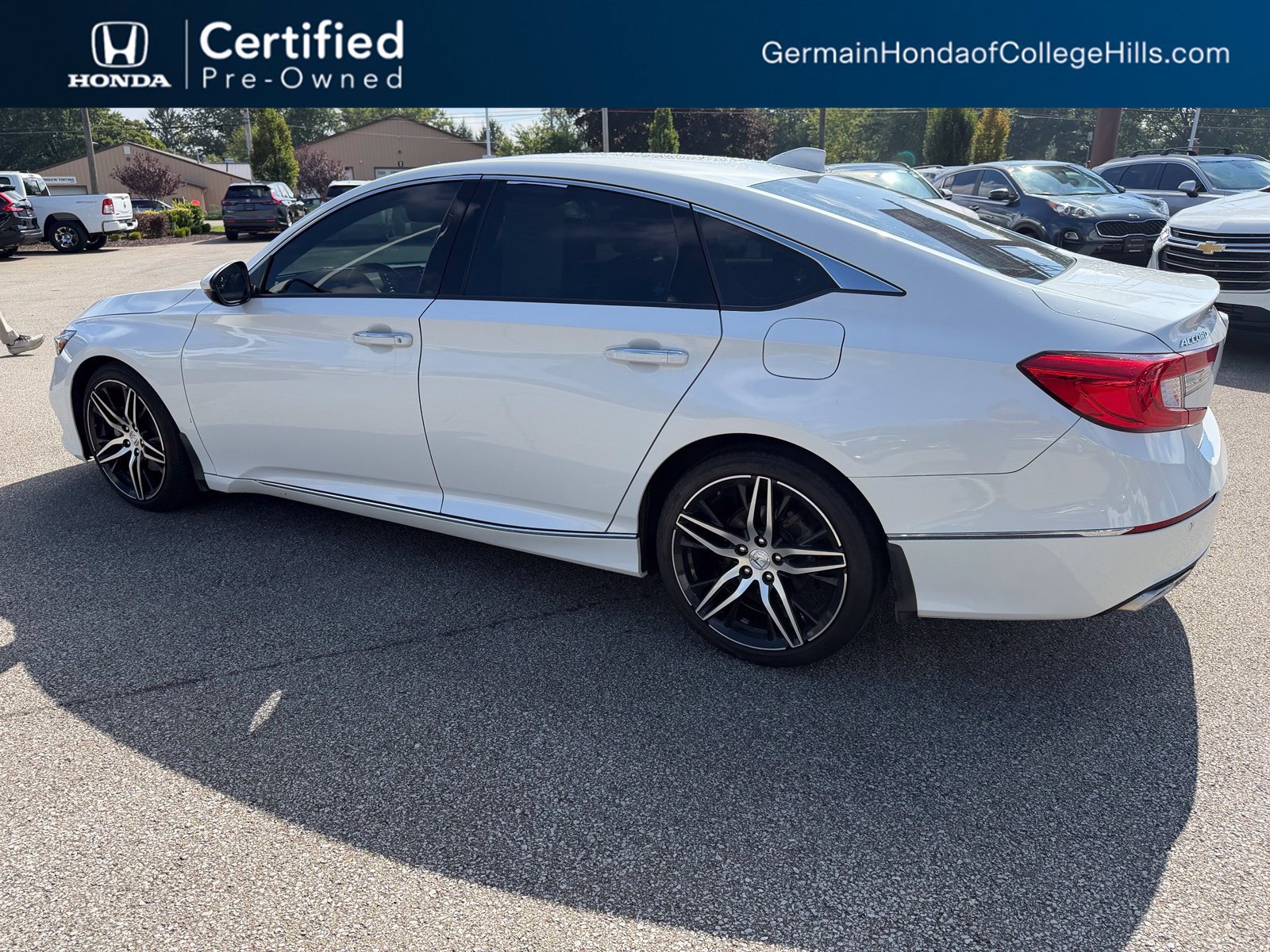 Certified 2021 Honda Accord Touring image 3