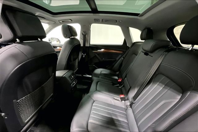 Used 2023 Audi Q5 2.0T Premium w/ Convenience Package AWD/4WD image 27