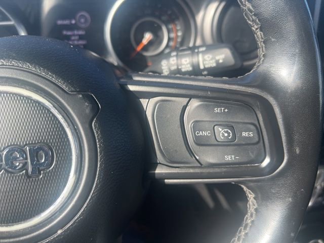 Used 2023 Jeep Wrangler Willys image 13