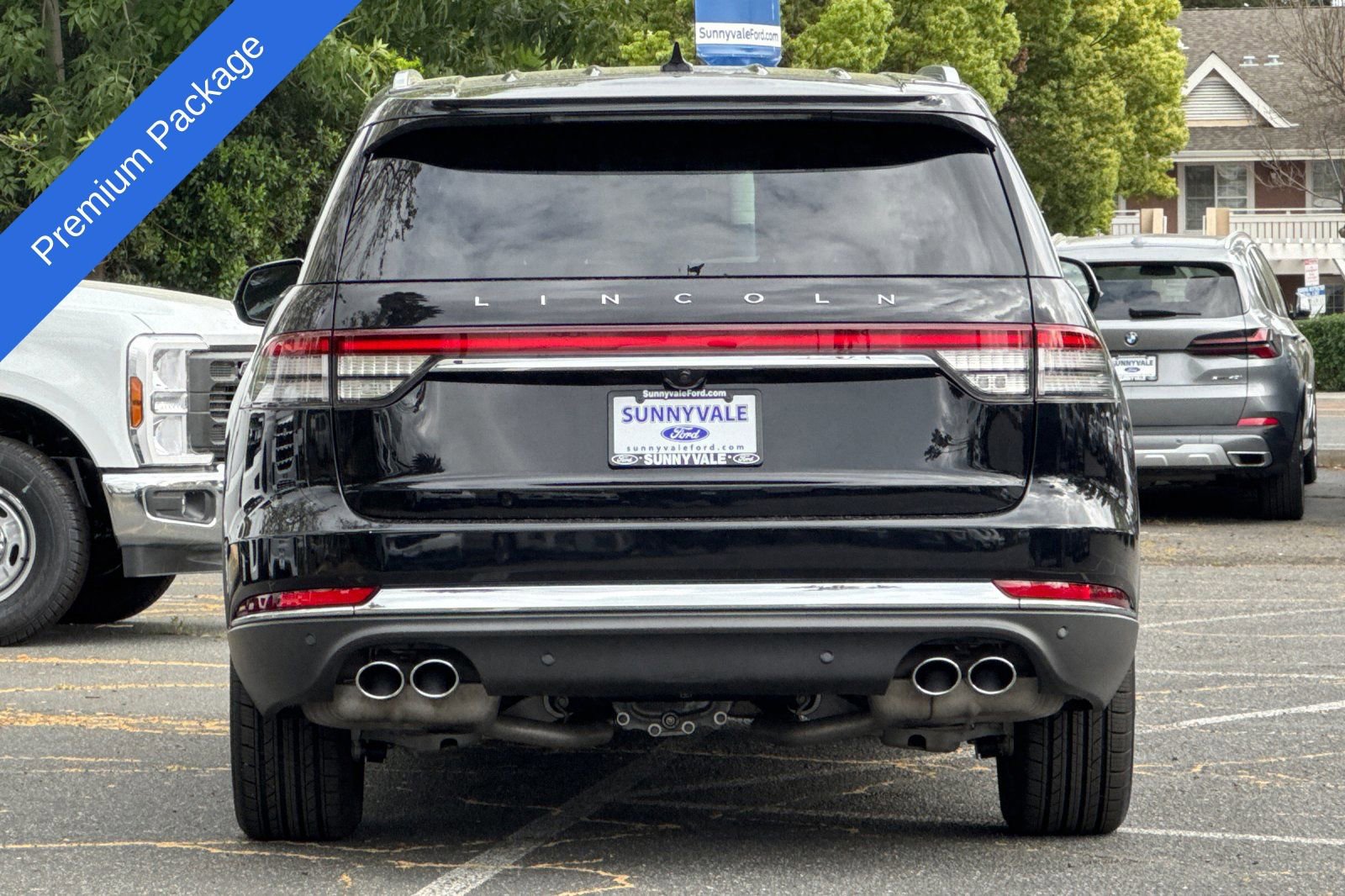 Used 2023 Lincoln Aviator w/ Premium Package image 5