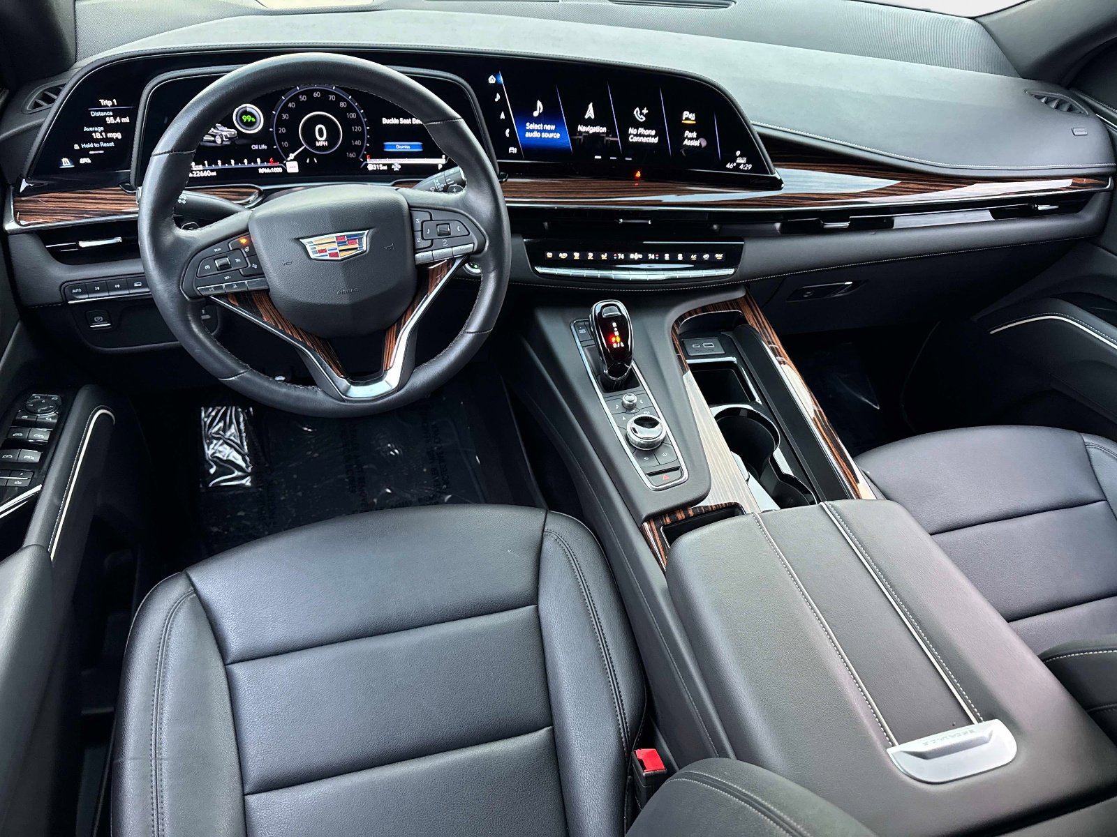 Used 2024 Cadillac Escalade Luxury video 2