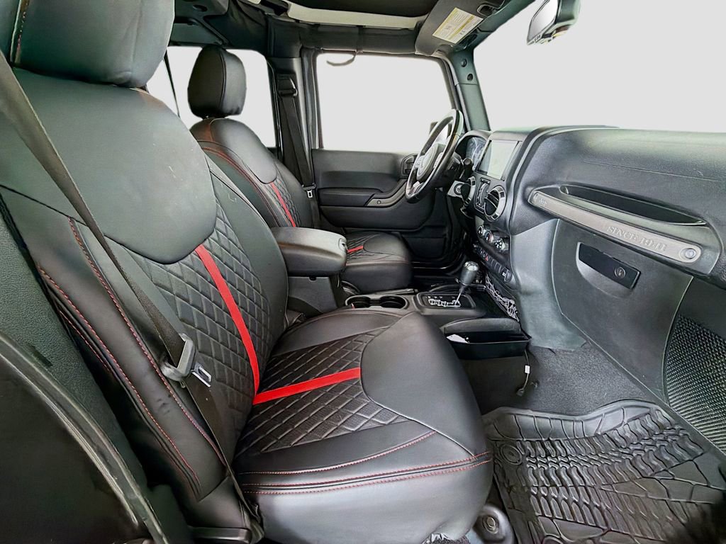 Used 2018 Jeep Wrangler Unlimited Sport S AWD/4WD image 16