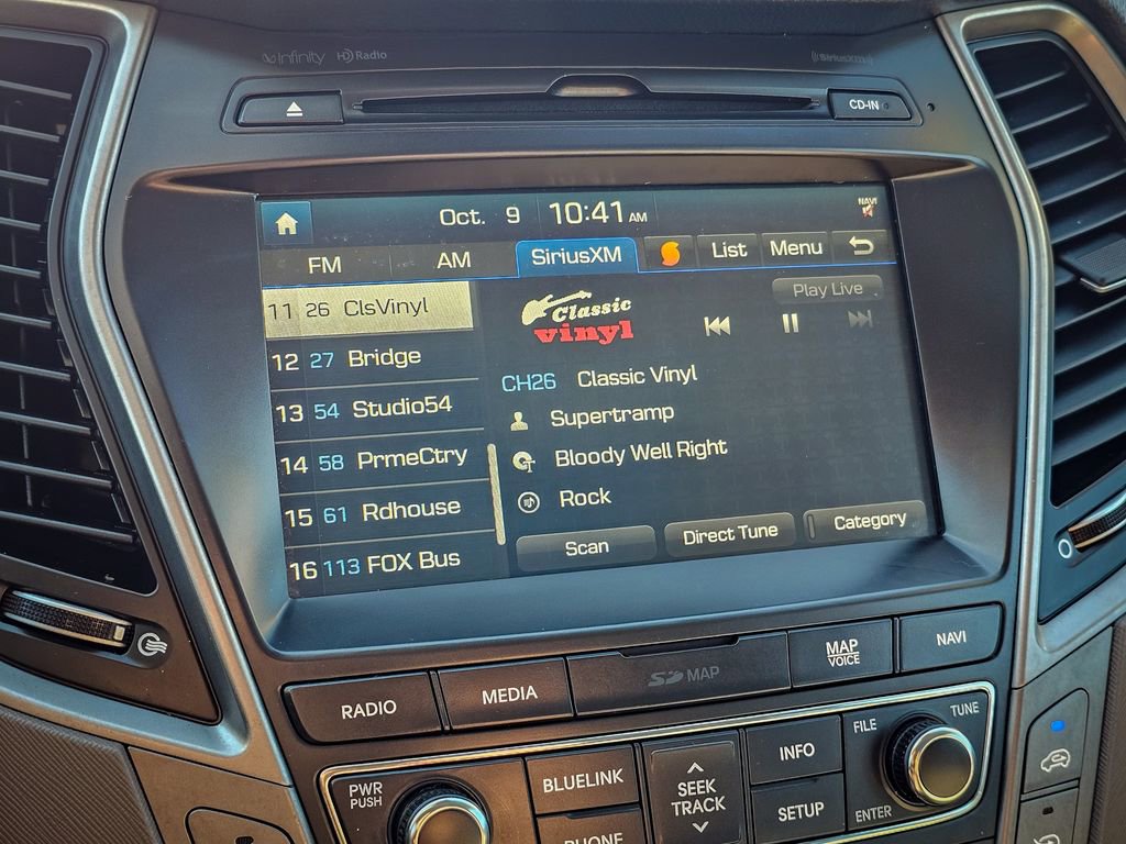 Used 2017 Hyundai Santa Fe SE w/ Cargo Package image 27